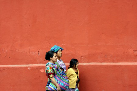 Antigua - donne a passeggio